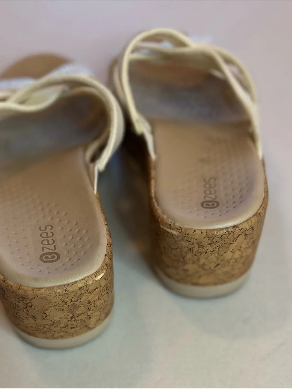 BZEES REIGN WEDGE SANDALS
